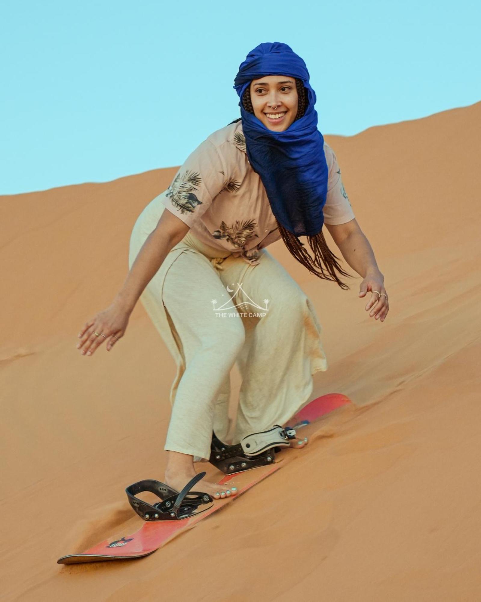 The White Camp - Your Merzouga Luxury Desert Camp & Erg Chebbi Dunes Camel Riding Kültér fotó