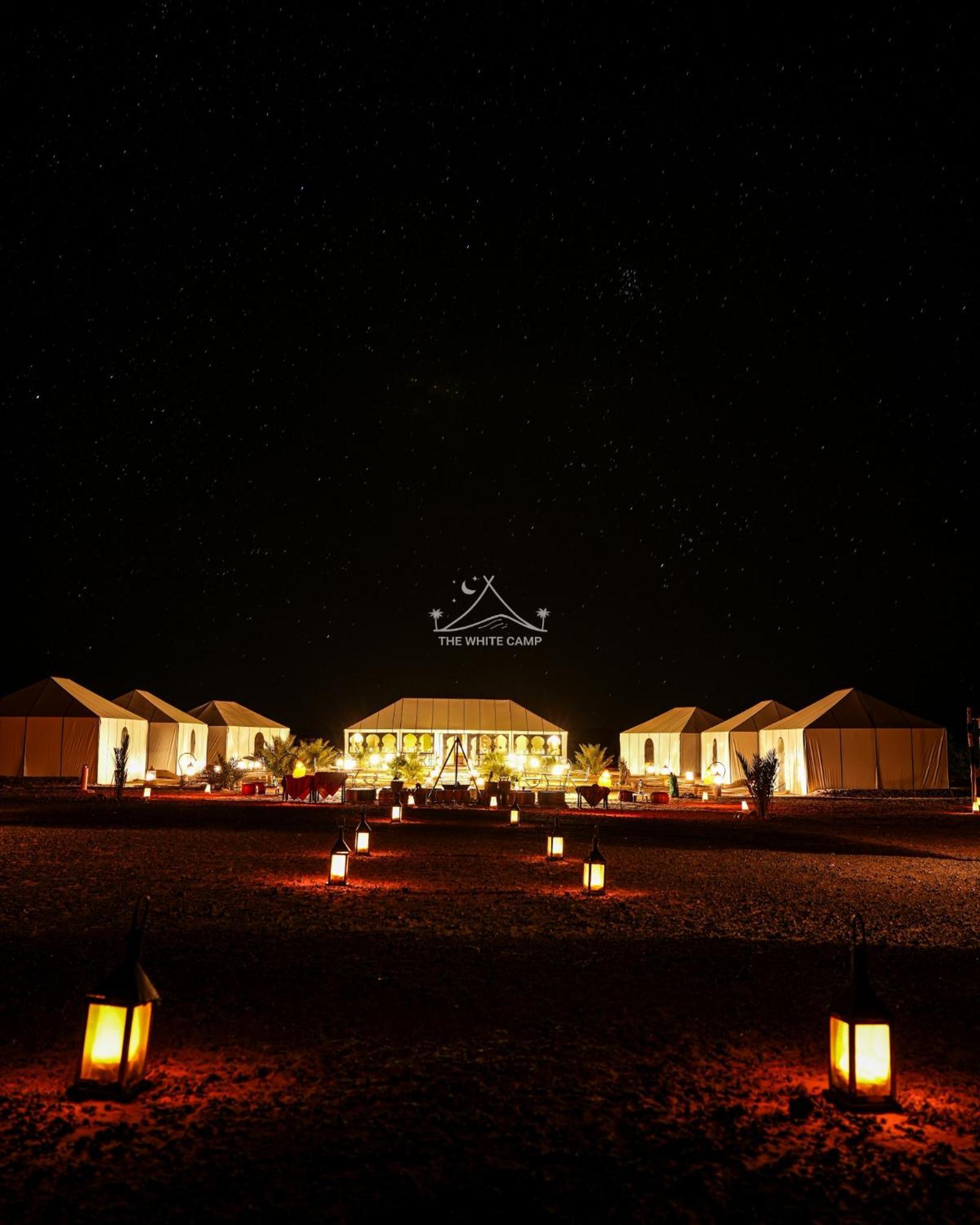 The White Camp - Your Merzouga Luxury Desert Camp & Erg Chebbi Dunes Camel Riding Kültér fotó